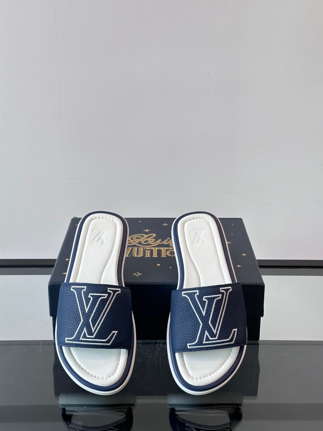 louis vuitton waterfront mule zwart