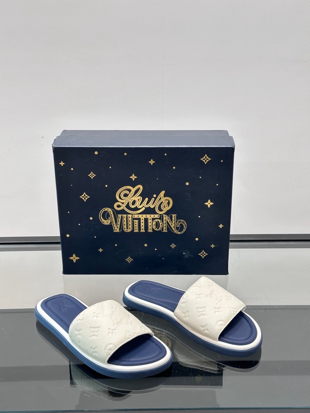 louis vuitton waterfront mule zwart