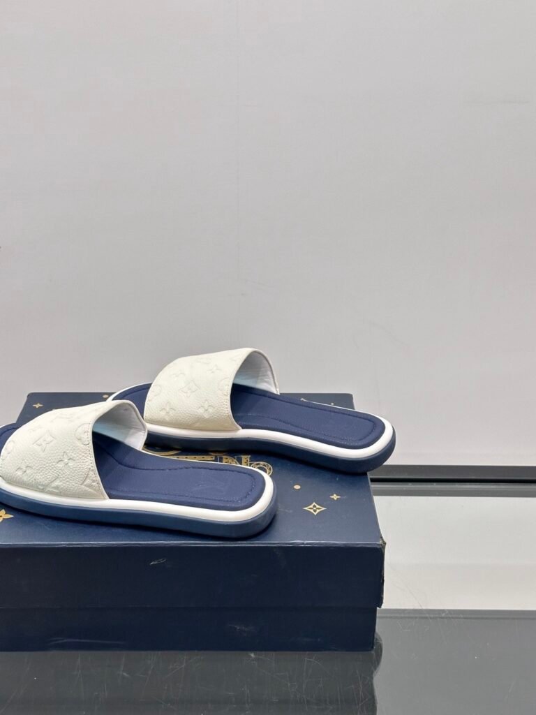 louis vuitton waterfront mule zwart