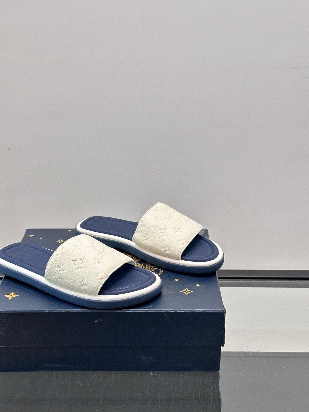 louis vuitton waterfront mule zwart