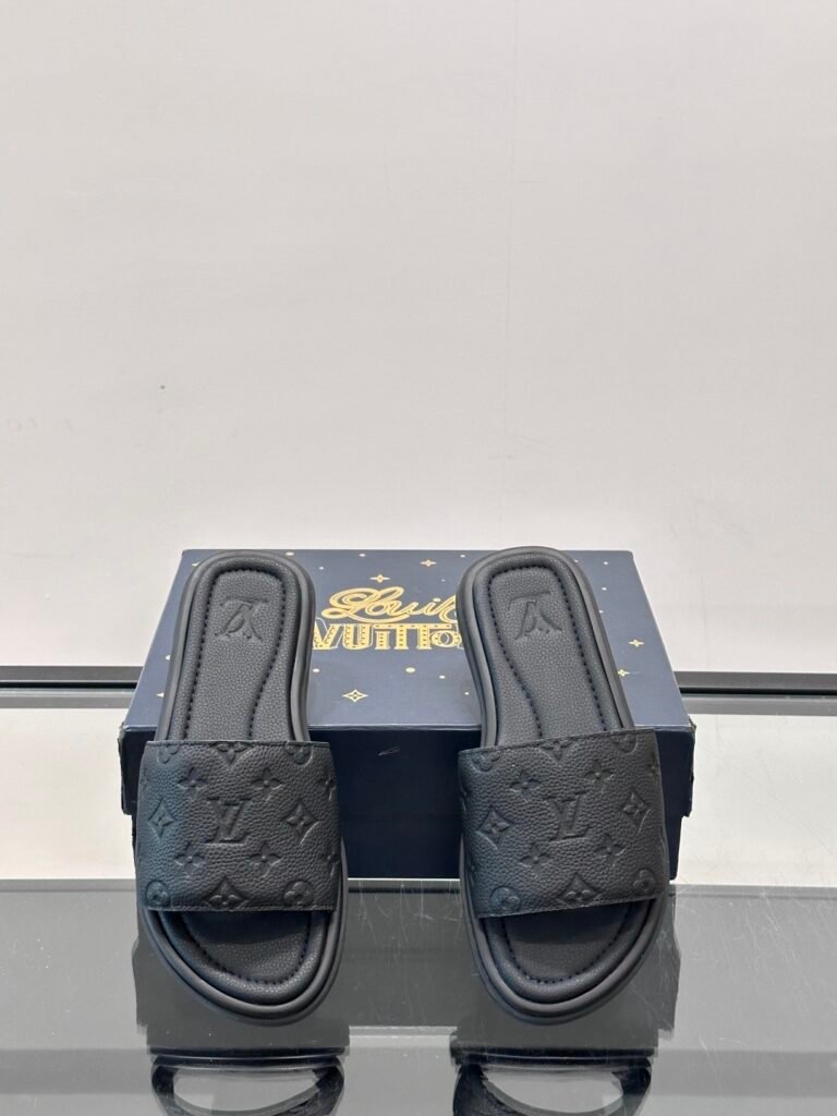 louis vuitton waterfront mule zwart