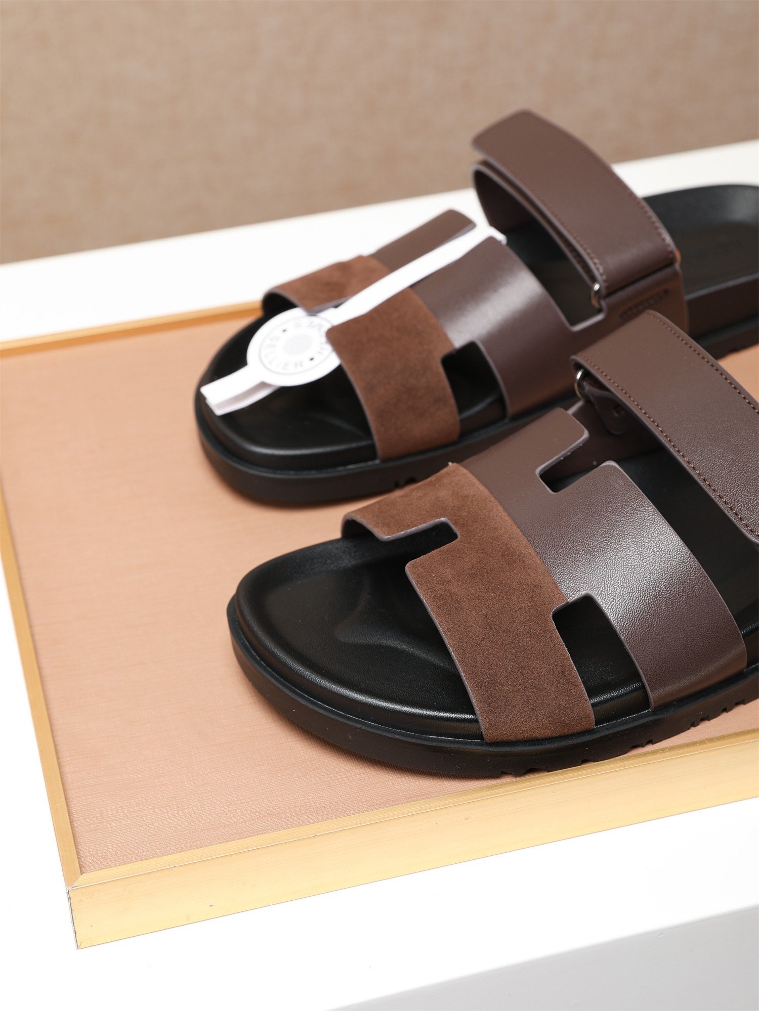 hermès chypre sandal bruin