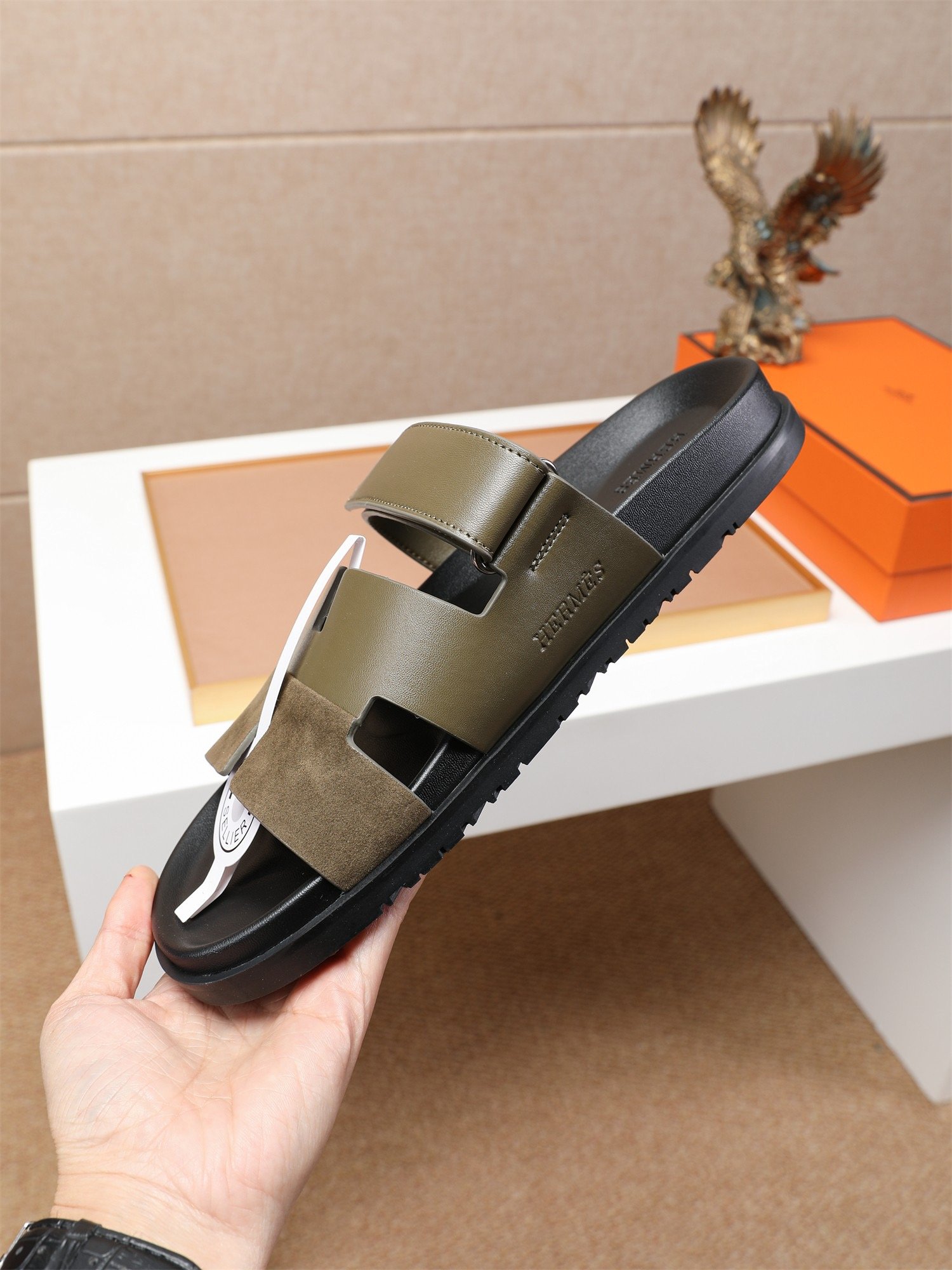 hermès chypre sandal bruin