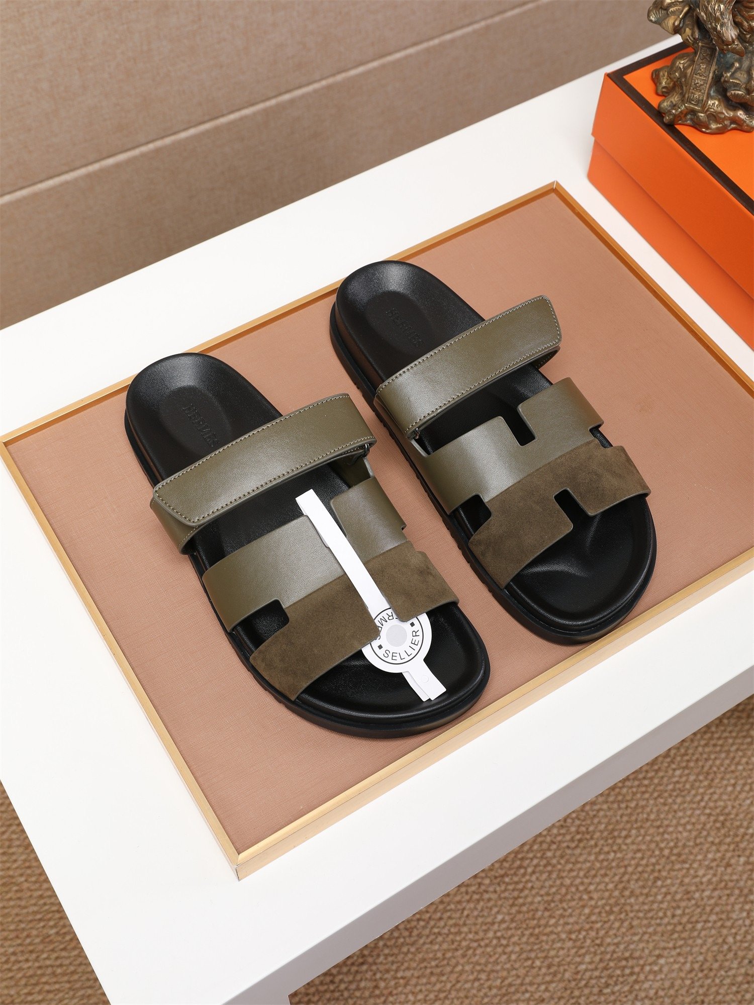 hermès chypre sandal bruin