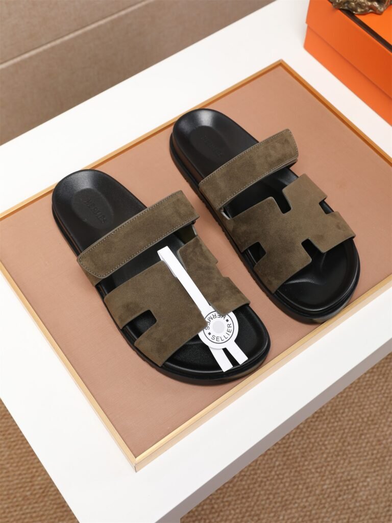 hermès chypre sandal bruin
