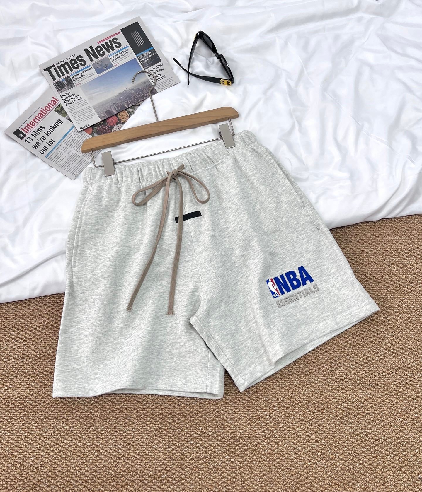 fear of god essentials nba zwart zomer set