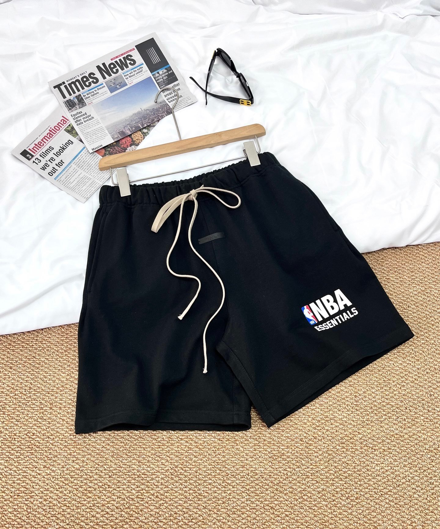 fear of god essentials nba zwart zomer set