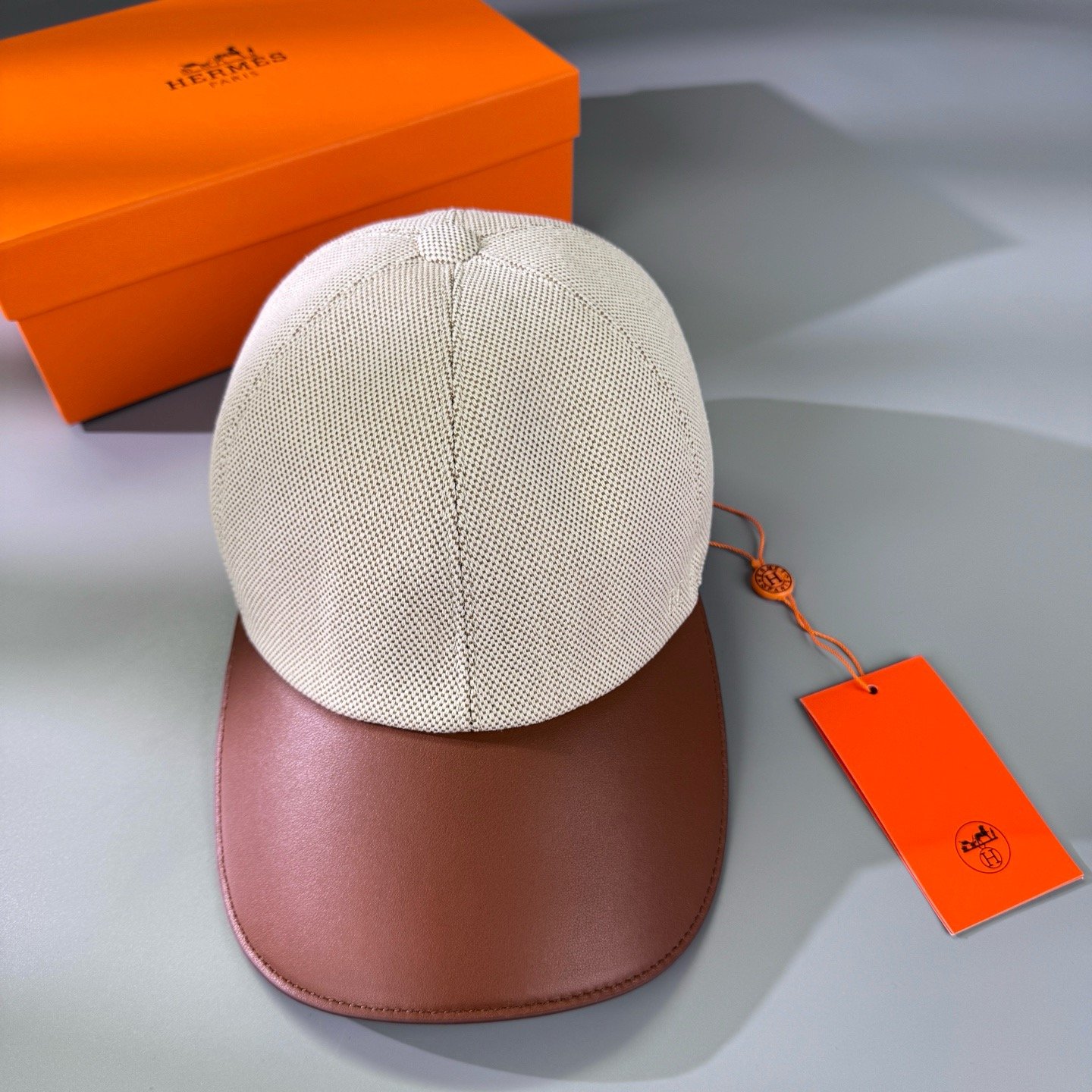 burberry baseball pet