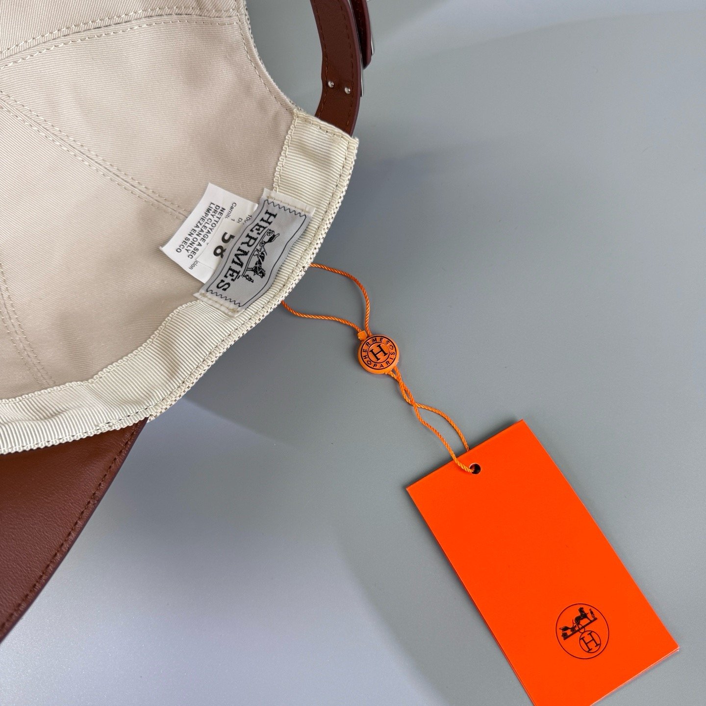 burberry baseball pet