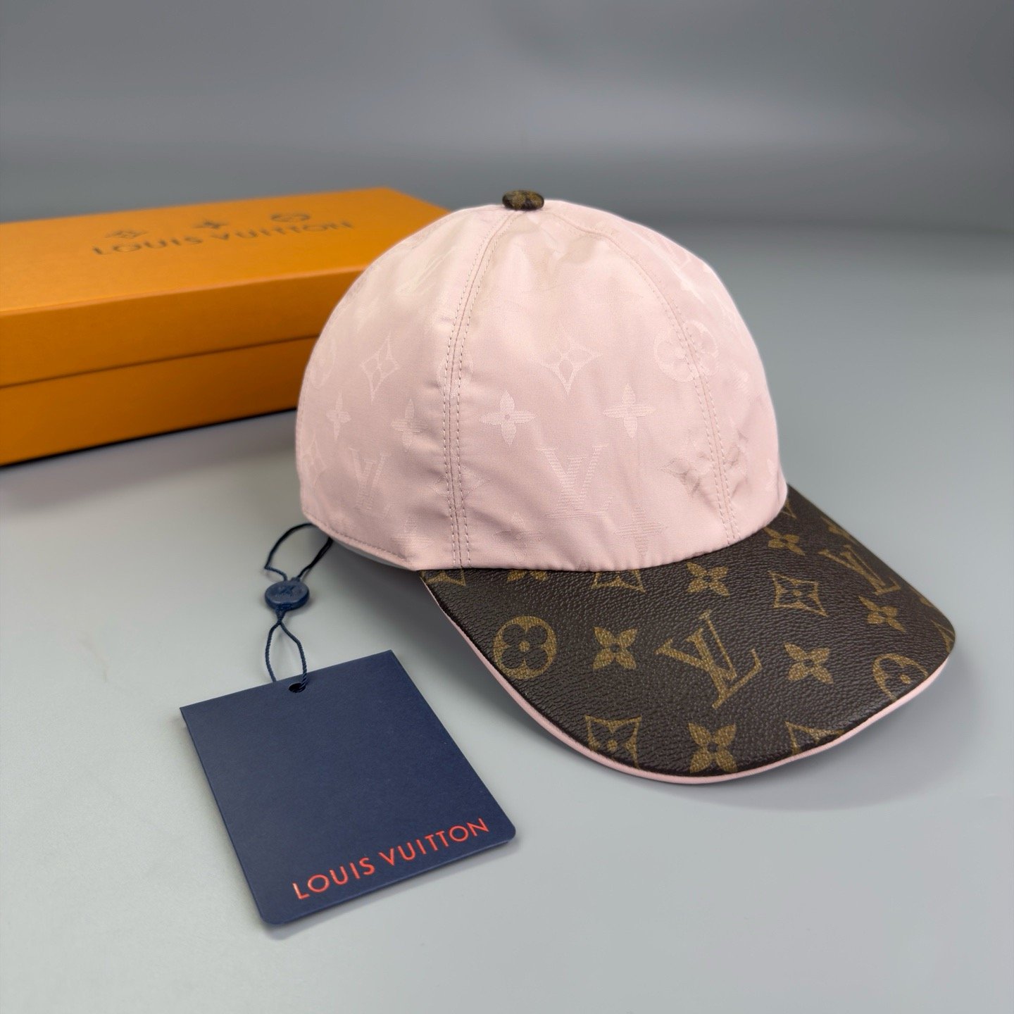 loro piana baseball pet zwart (copy)