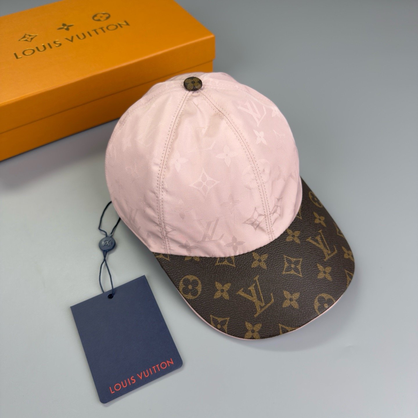 loro piana baseball pet zwart (copy)