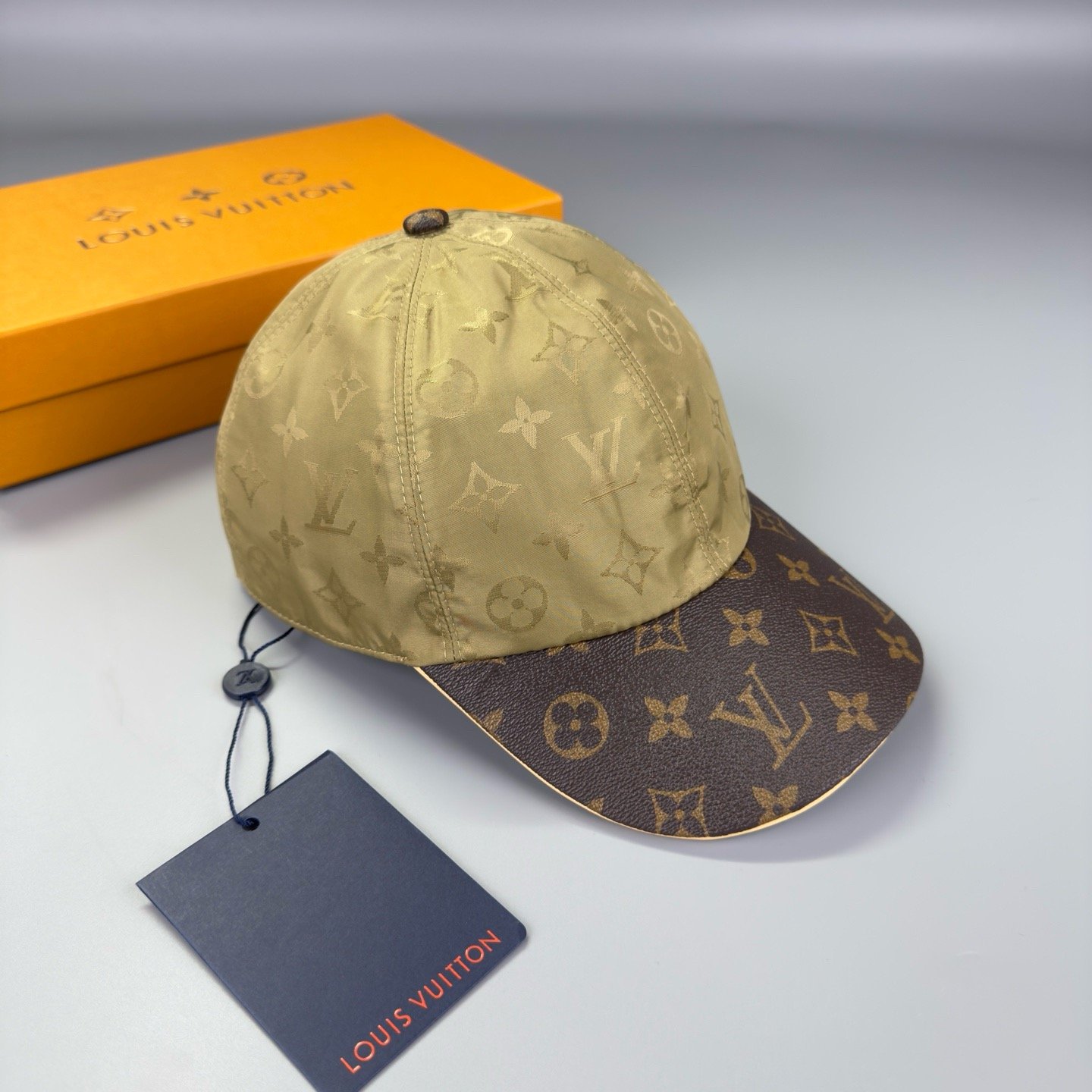 loro piana baseball pet zwart (copy)