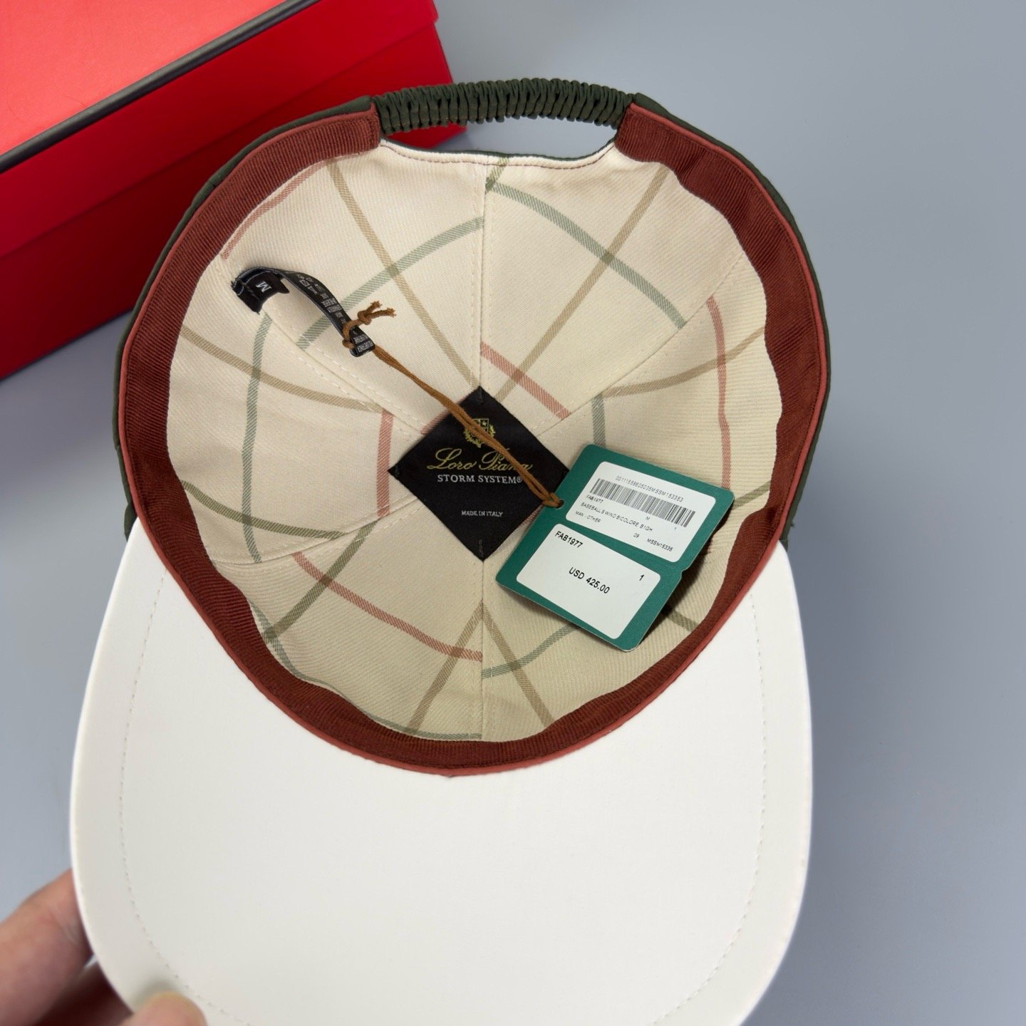 prada baseball pet blue (copy)