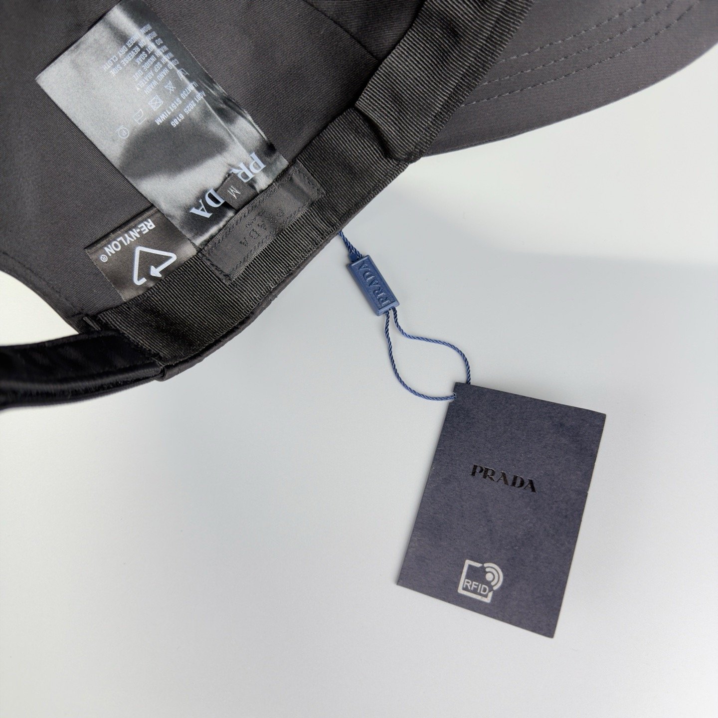 burberry baseball pet