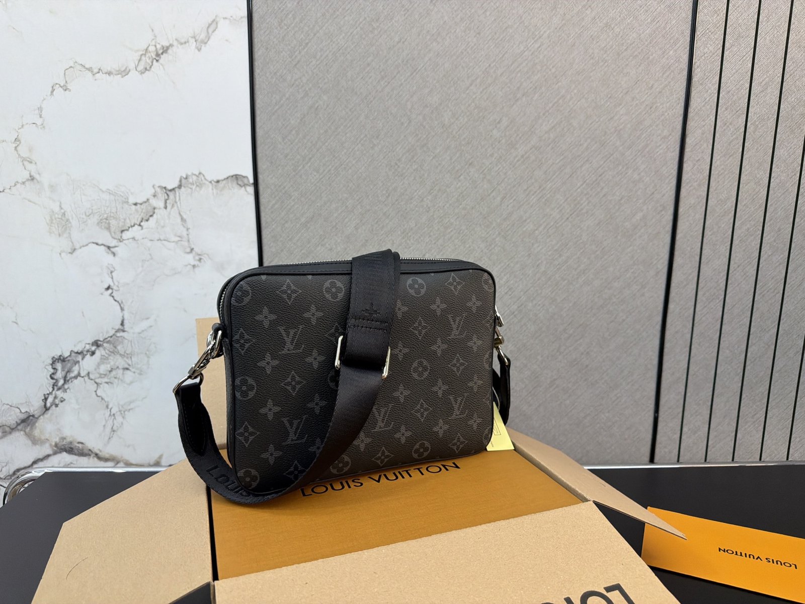 louis vuitton tas wit monogram