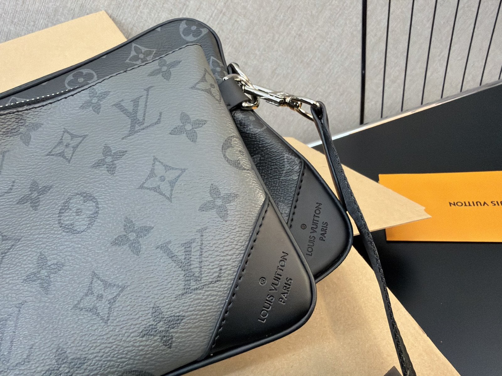 louis vuitton tas wit monogram