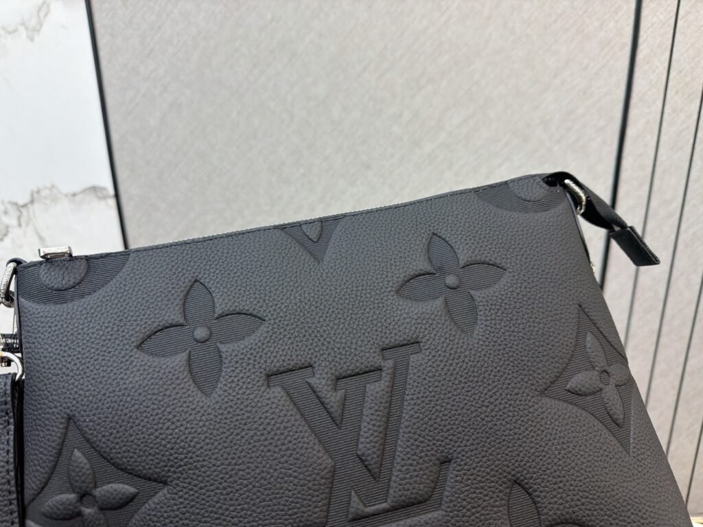 louis vuitton tas wit monogram