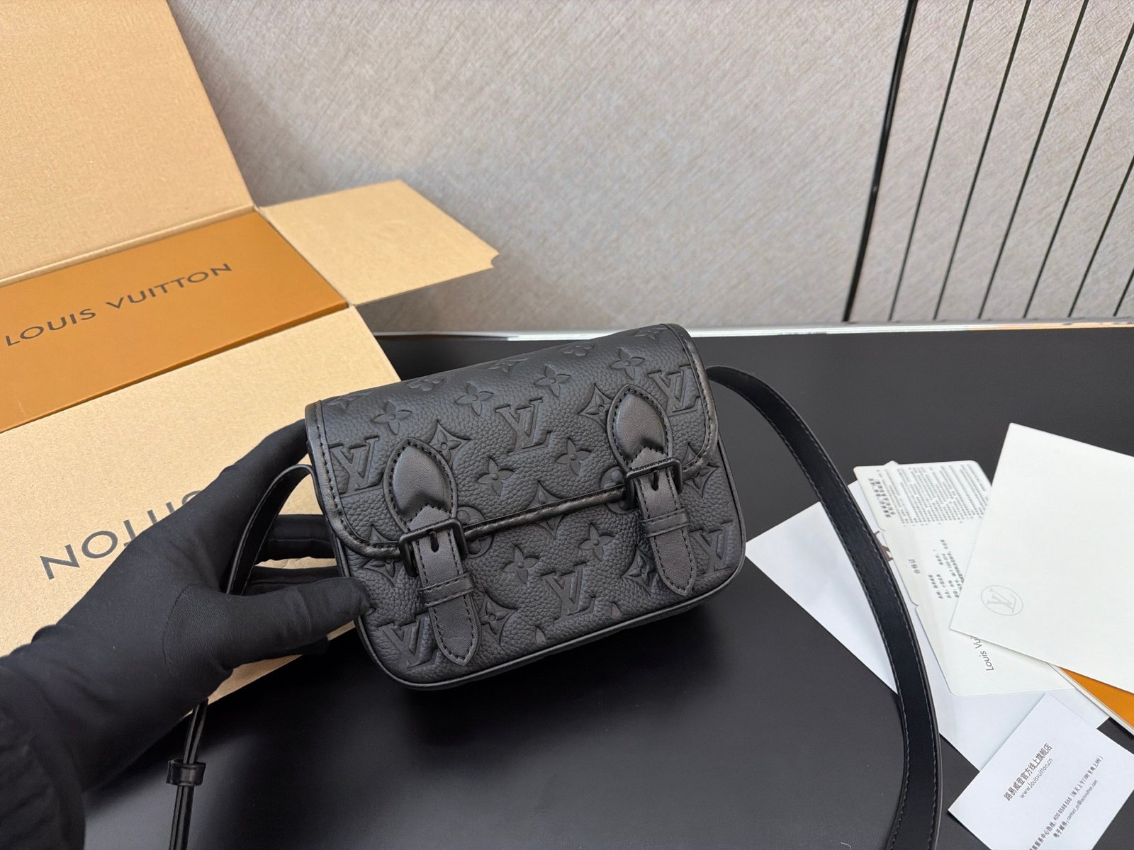 louis vuitton tas wit monogram