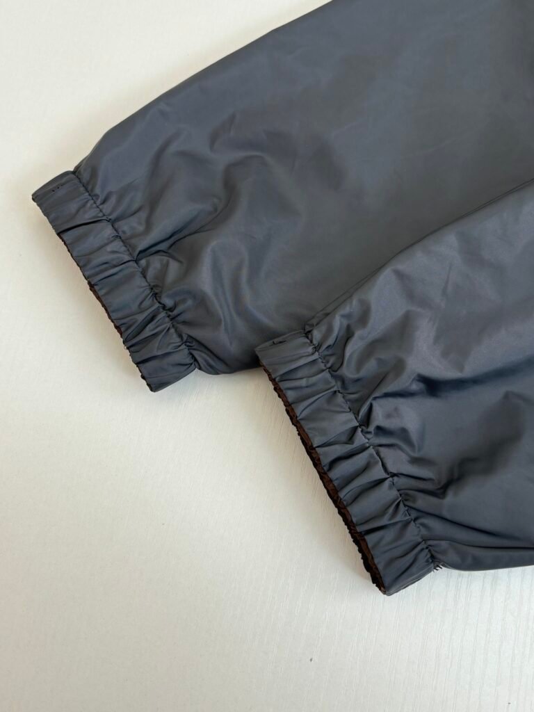 prada dubbelzijdige zomer jas